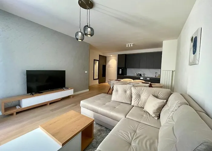 Crown Modern Two Bedroom At Bw Apartament Belgrad