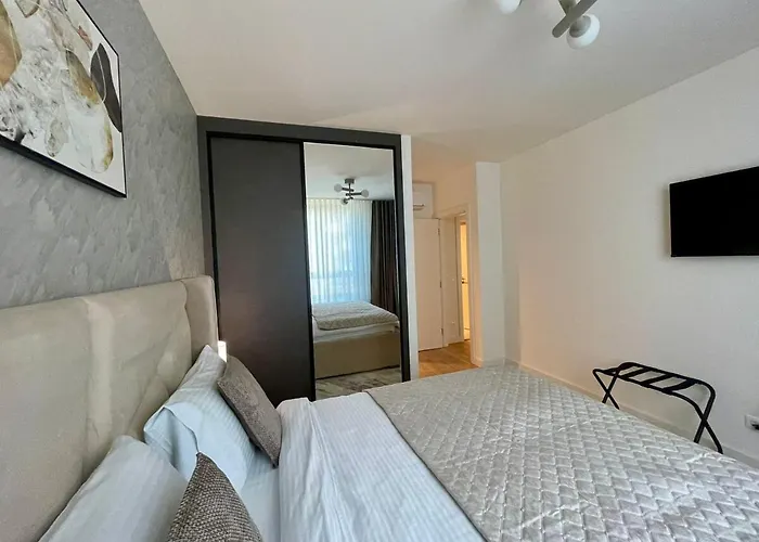 Crown Modern Two Bedroom At Bw *